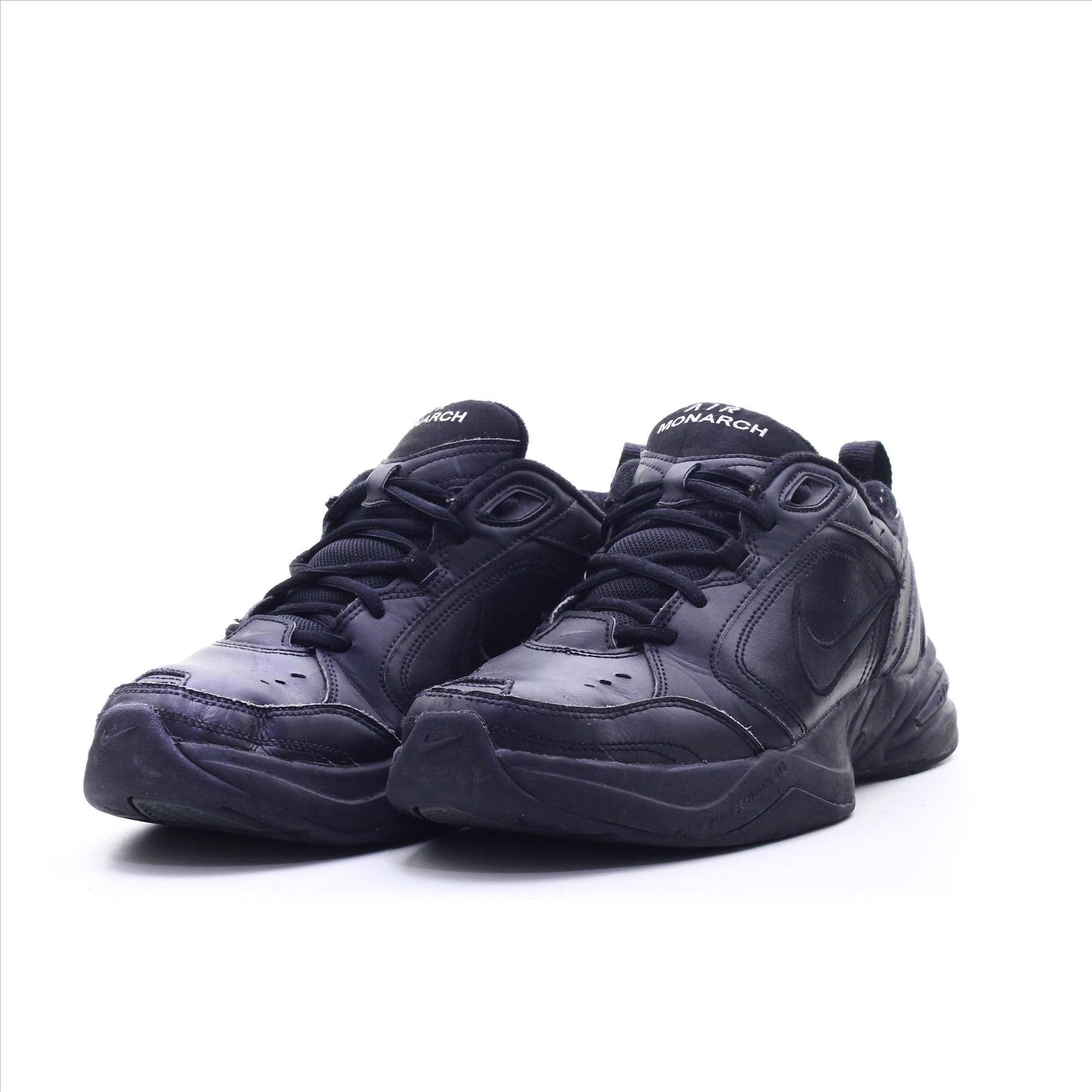 Nike Air Monarch