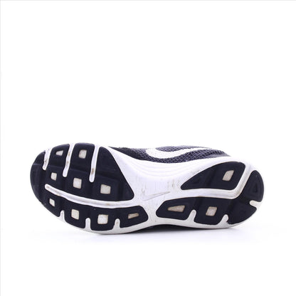 Nike Revolution 3