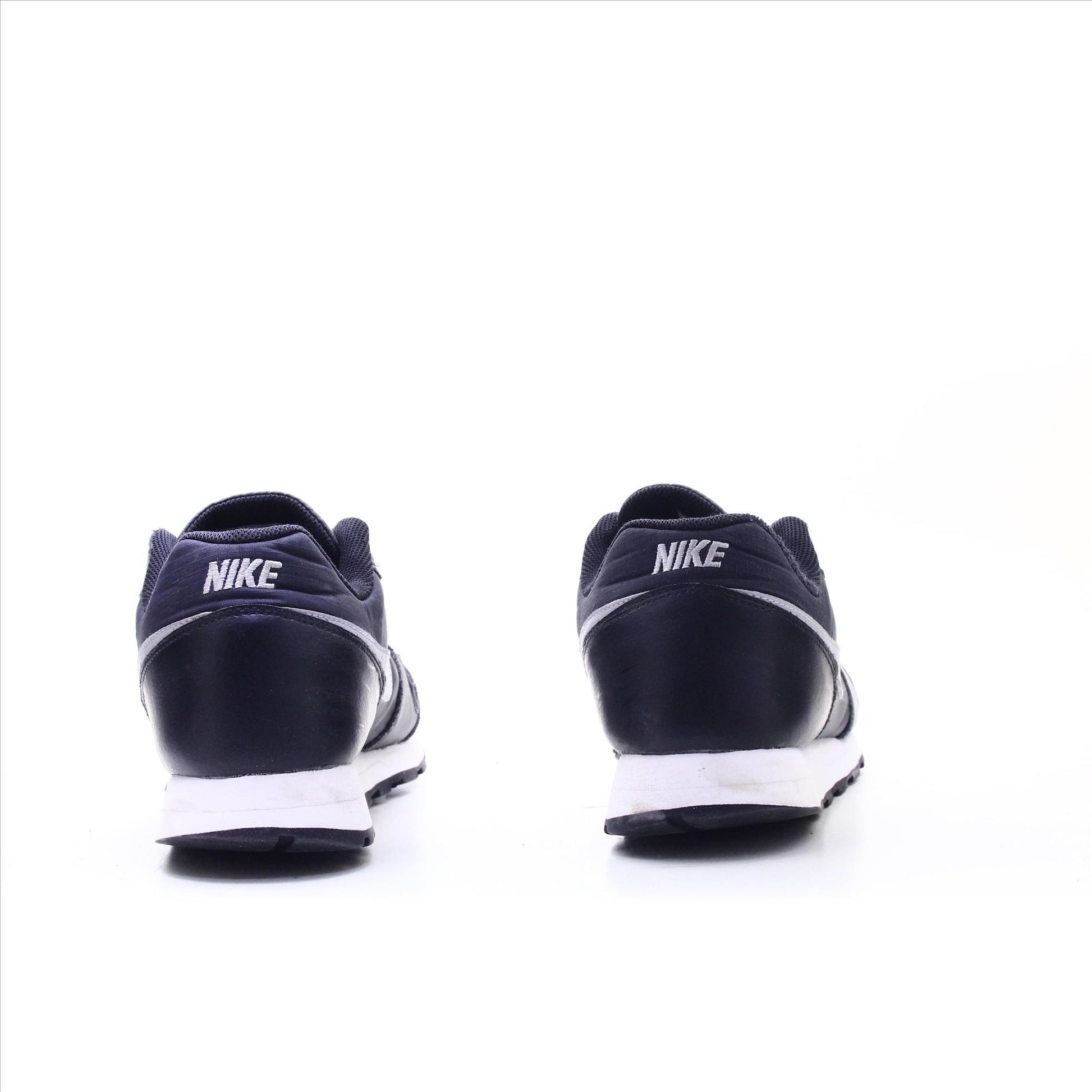 Nike Md Runner 2