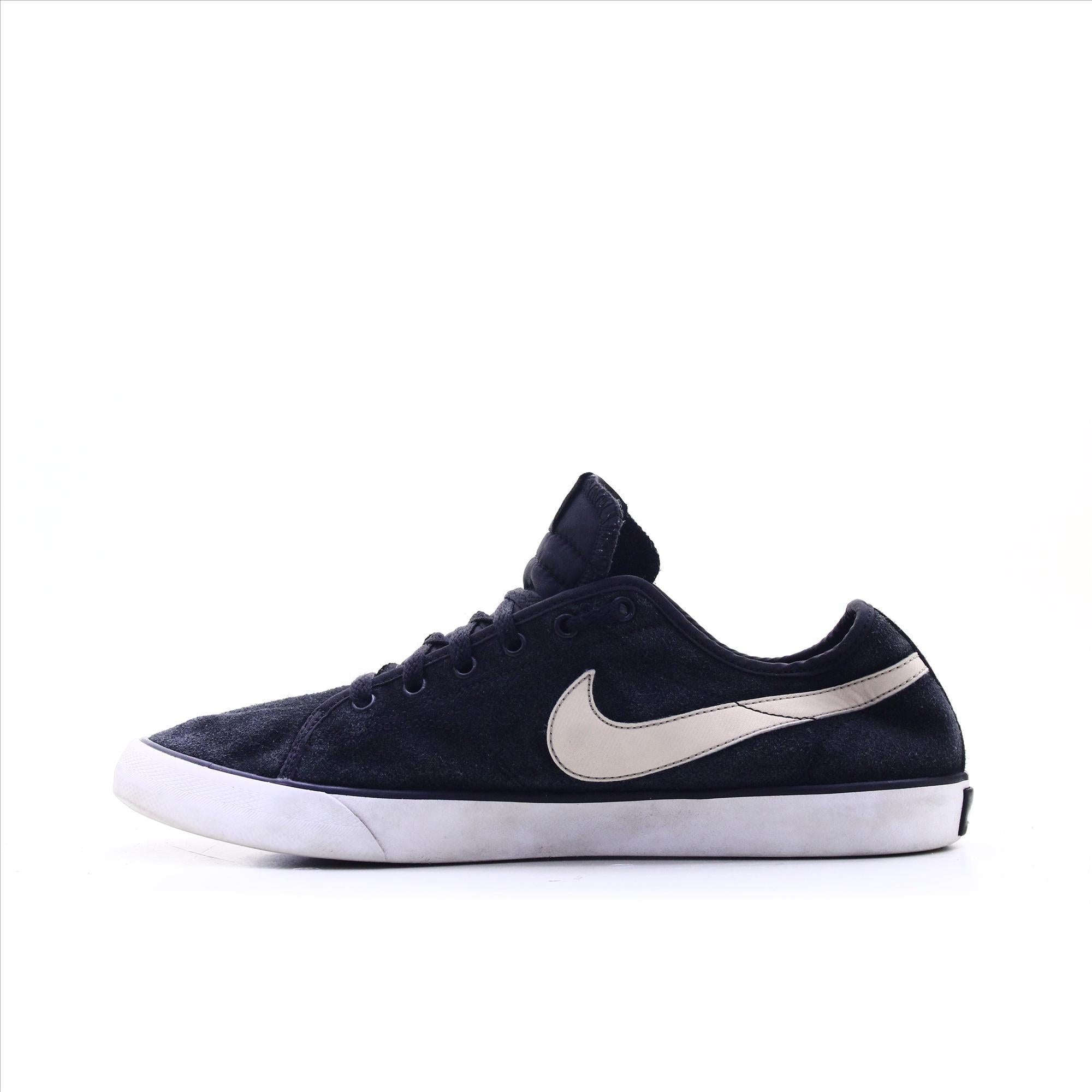 Nike Non Marking Lunda Bazar Online