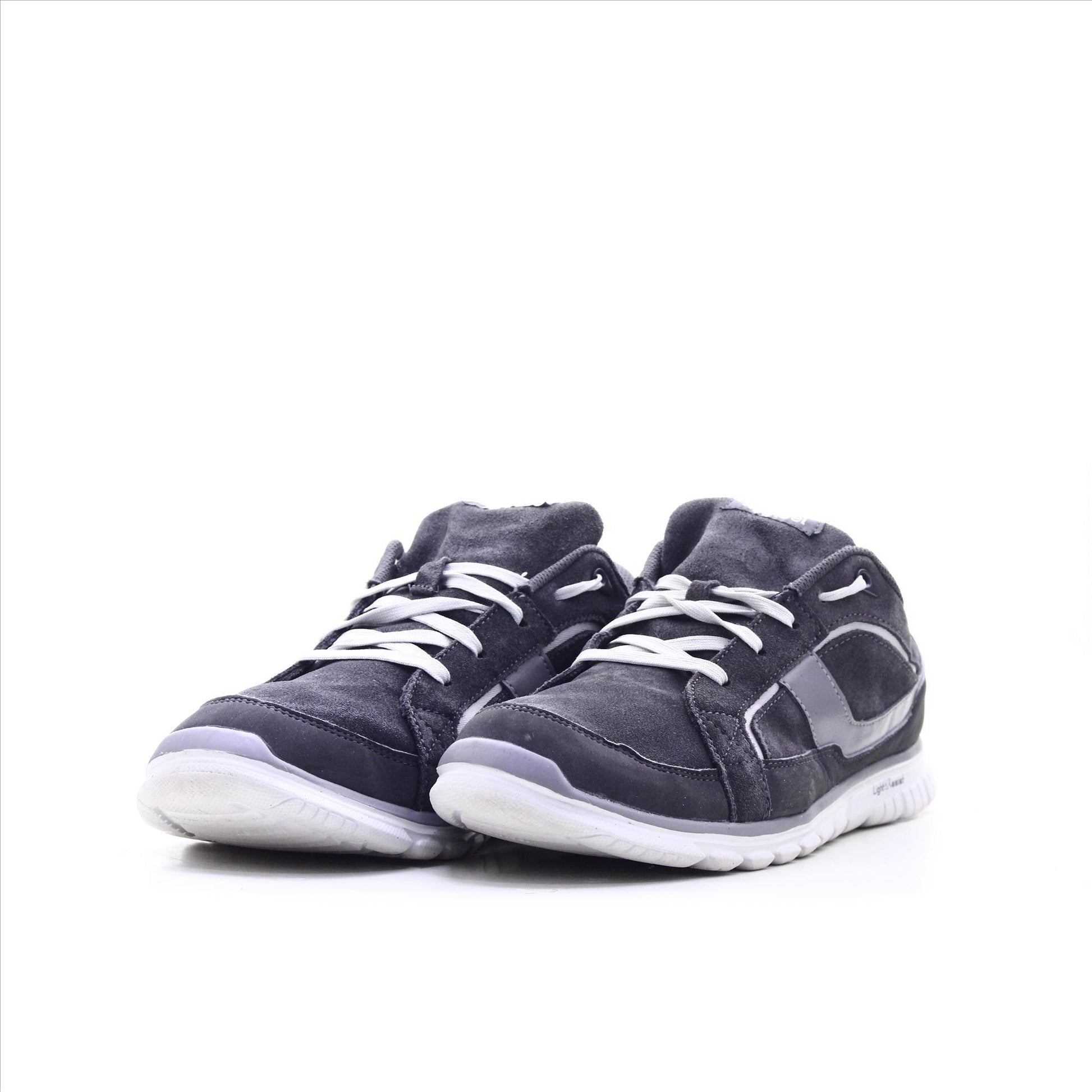 New Feel LIGHT&RESIST