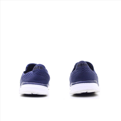Reaxion Slip On