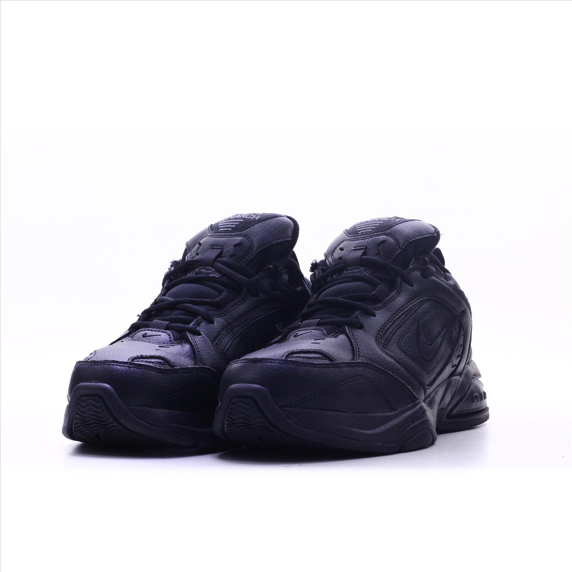 Nike Air Monarch