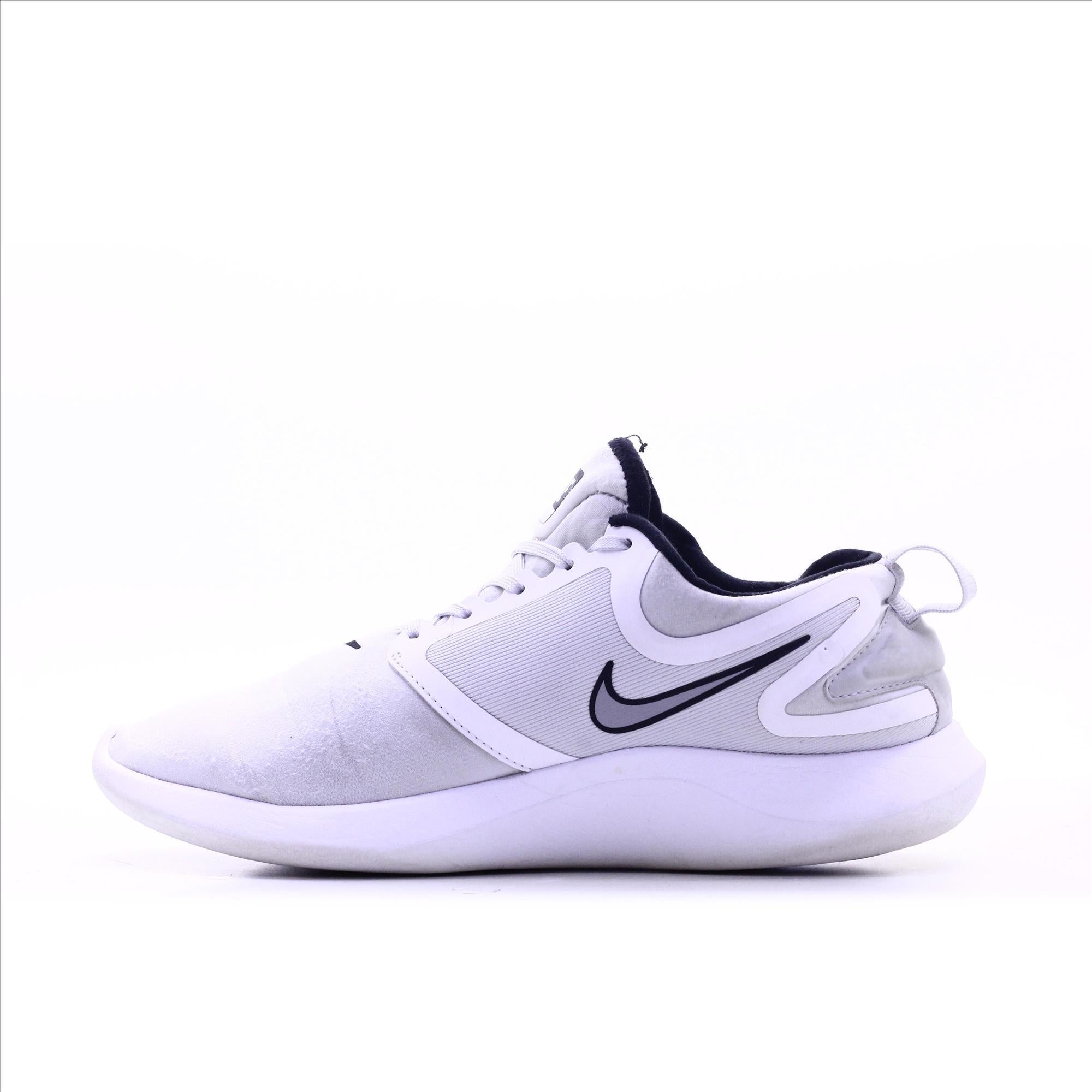 Nike lunarsolo on feet new arrivals