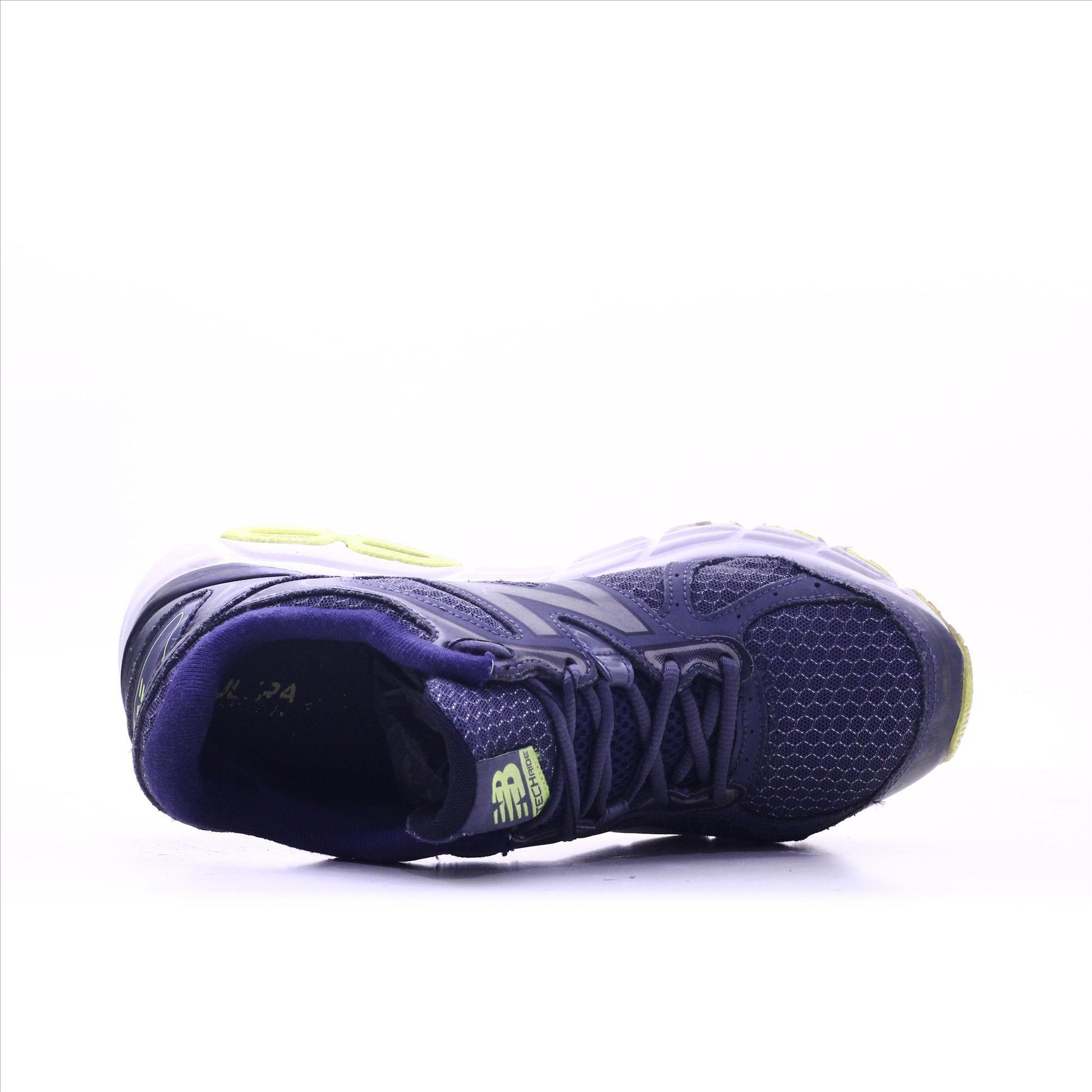 New Balance 550 V6
