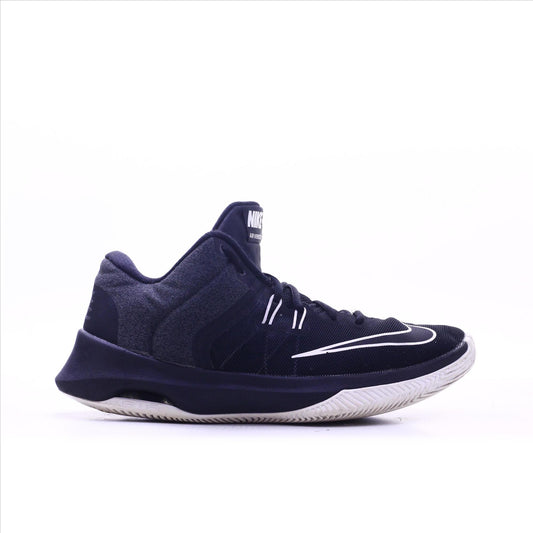 Nike Air Versatile 2