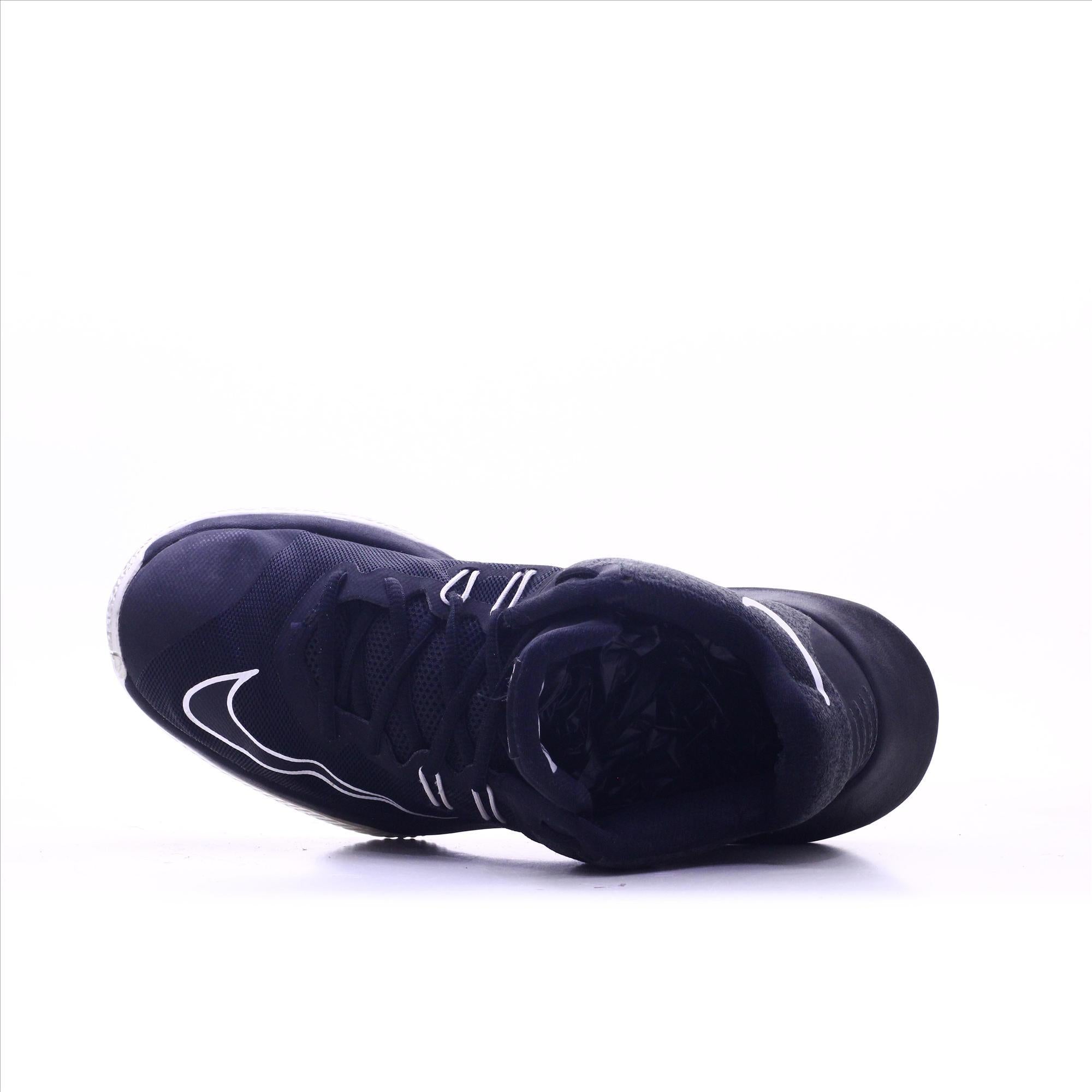 Nike Air Versatile 2 Lunda Bazar Online