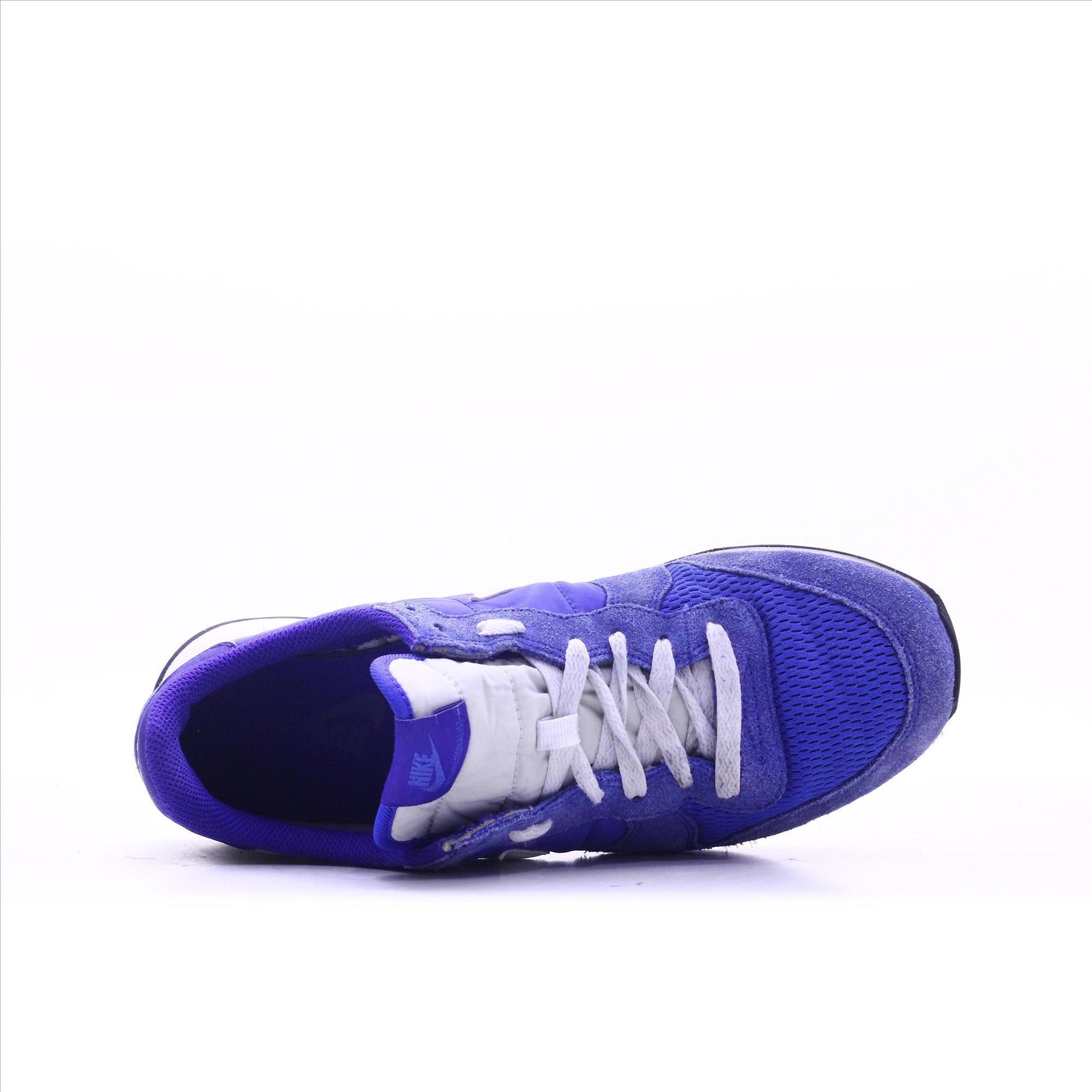 Nike Internationalist