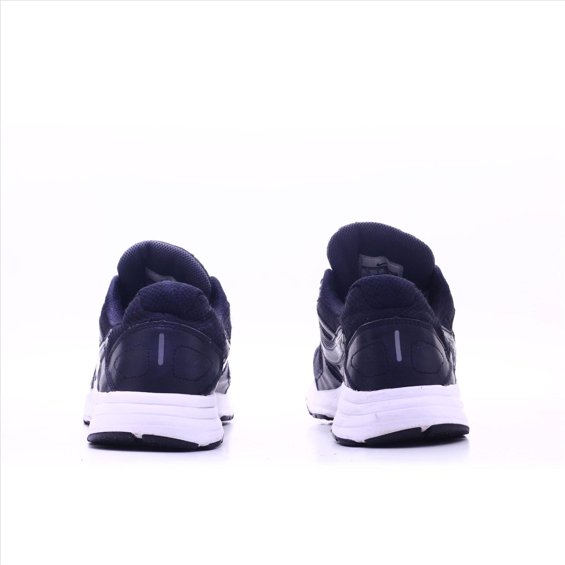 Nike Dart 10 Reslon