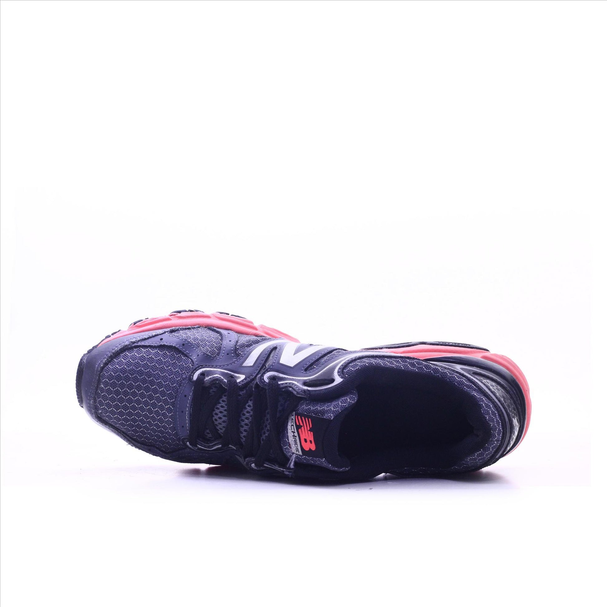 New Balance 560 V6 Tech Ride
