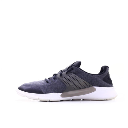Nike Arrows Sports