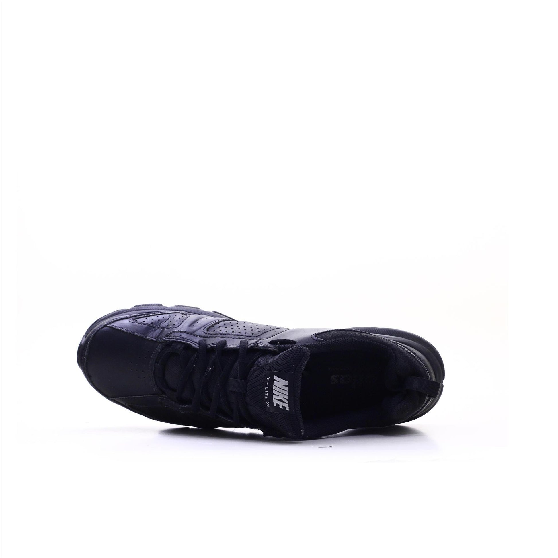 Nike T-Lite XI
