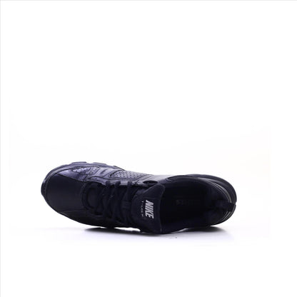 Nike T-Lite XI