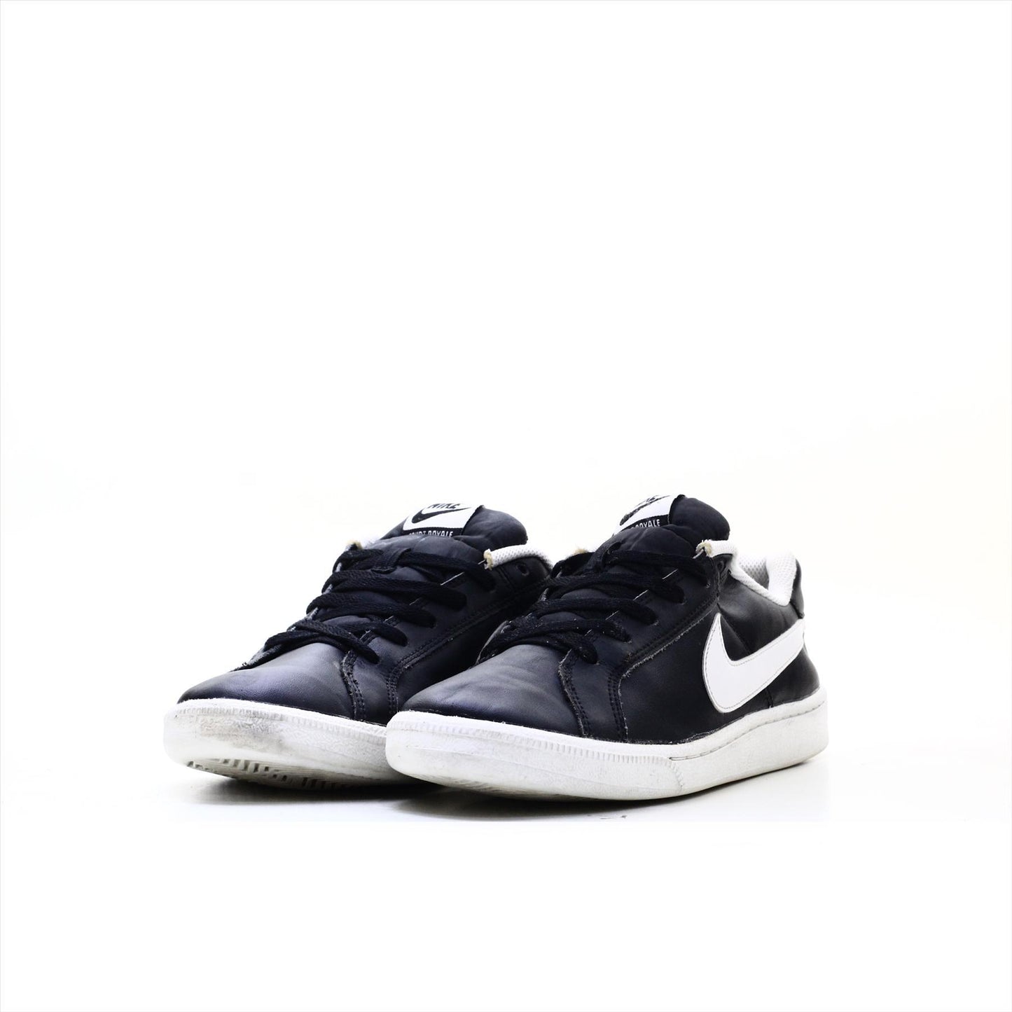 Nike Court Royale