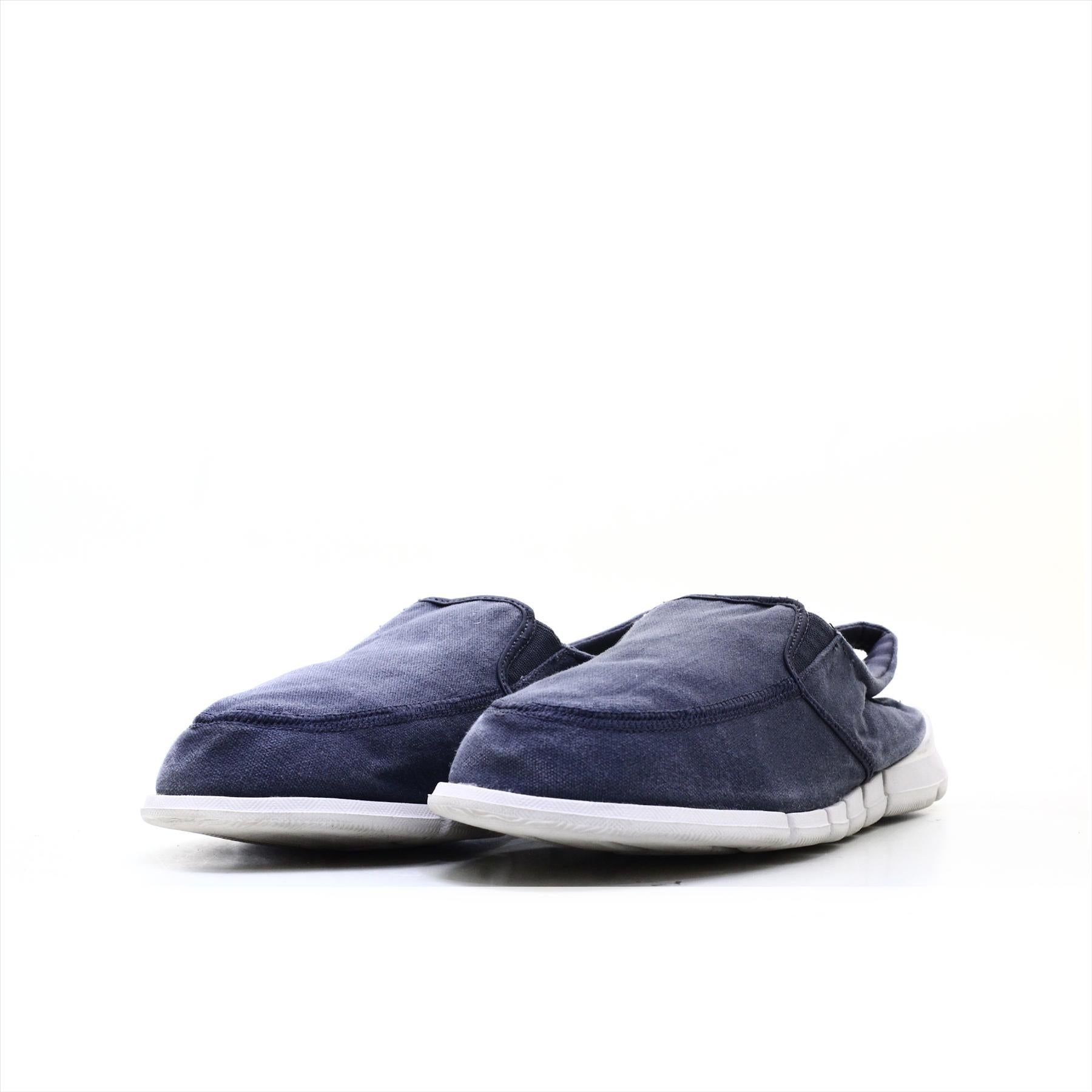 Skechers on The Go Bionic