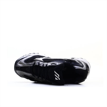 Mizuno Wave