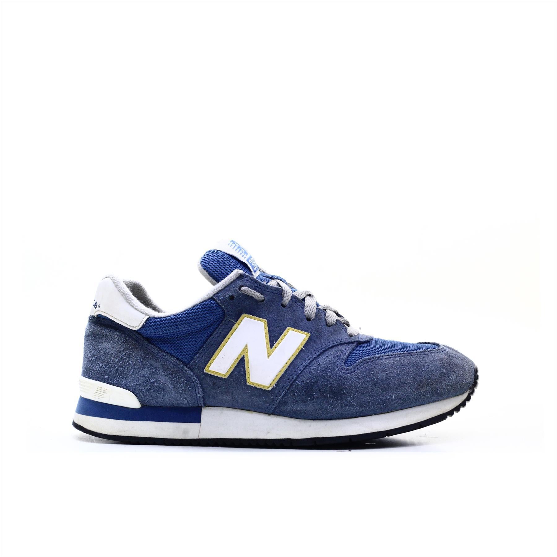 New Balance 301