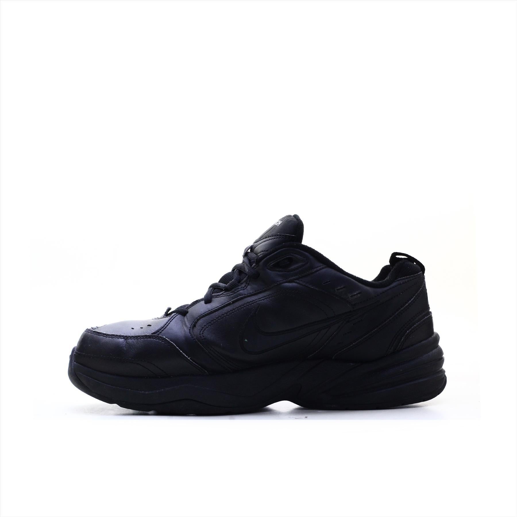 Nike Air Monarch