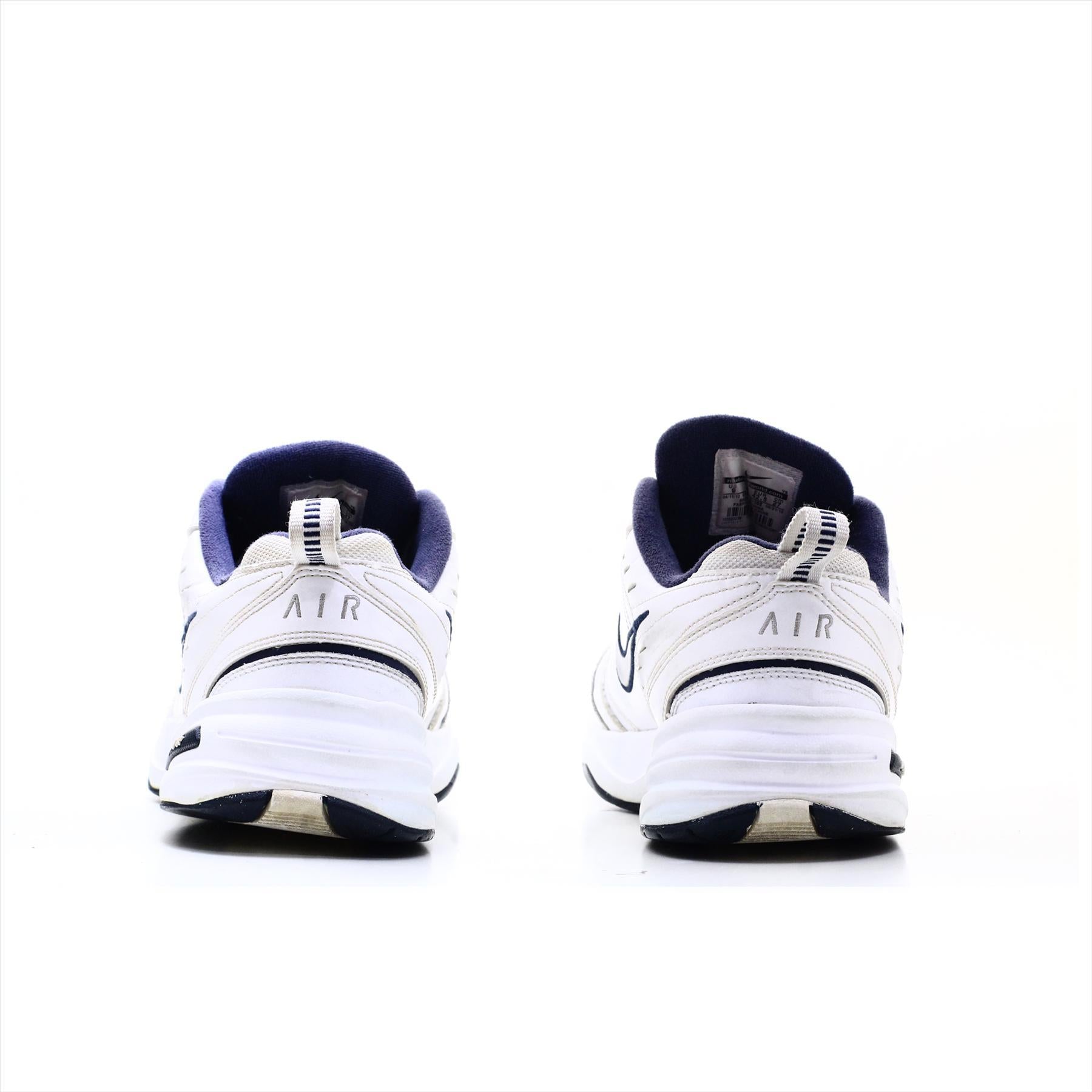 Nike Air Monarch