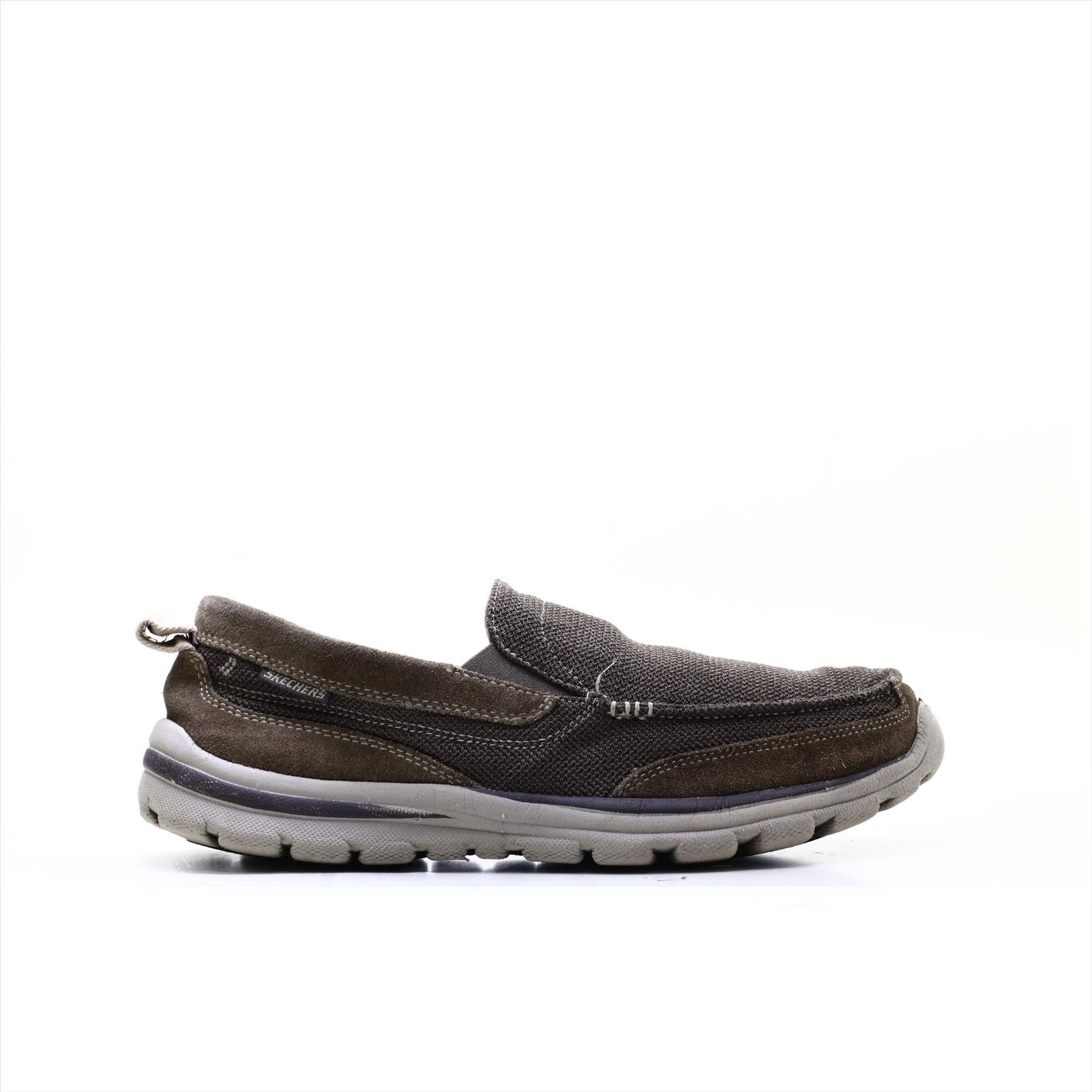 Skechers Relaxed Fit Memory Foam