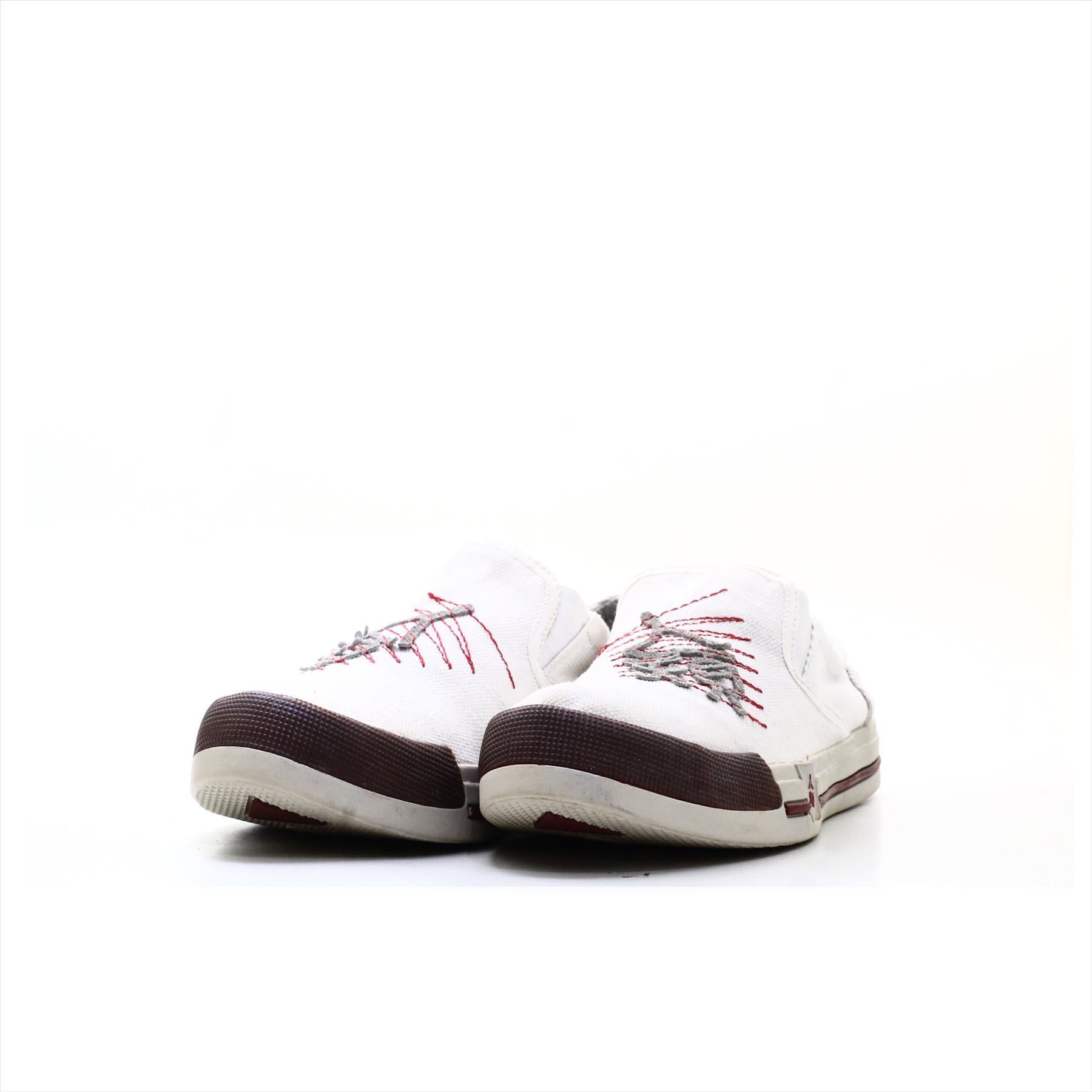 Jump Slip On