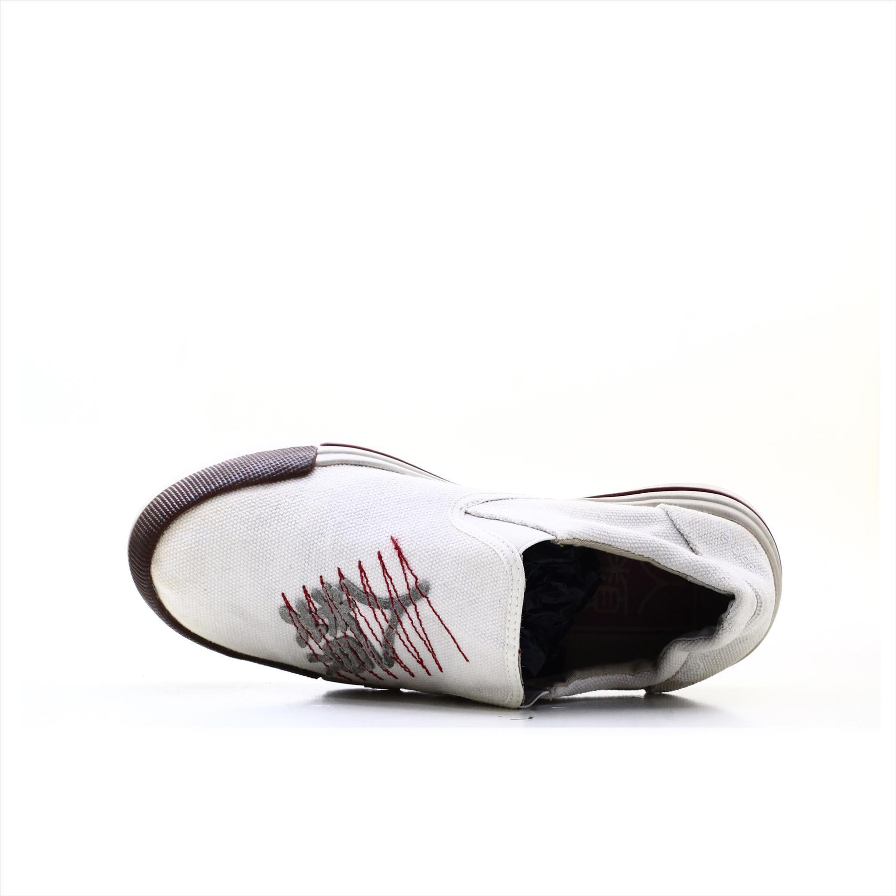 Jump Slip On