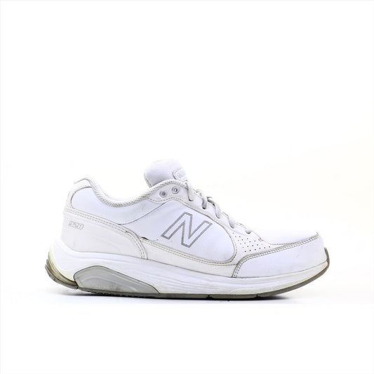 New Balance 928