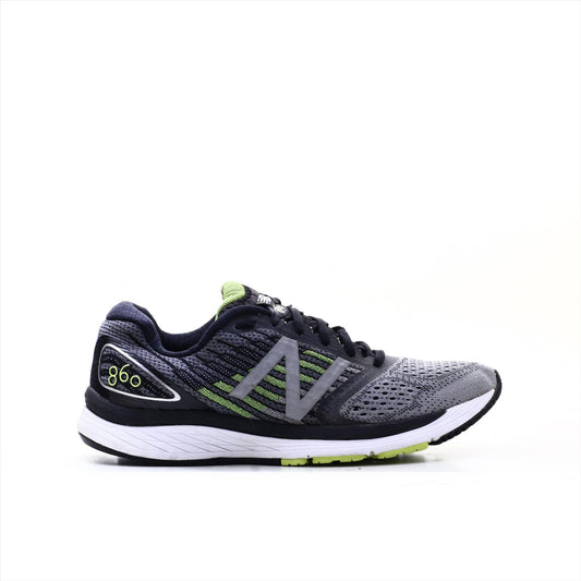 New Balance 860 V9