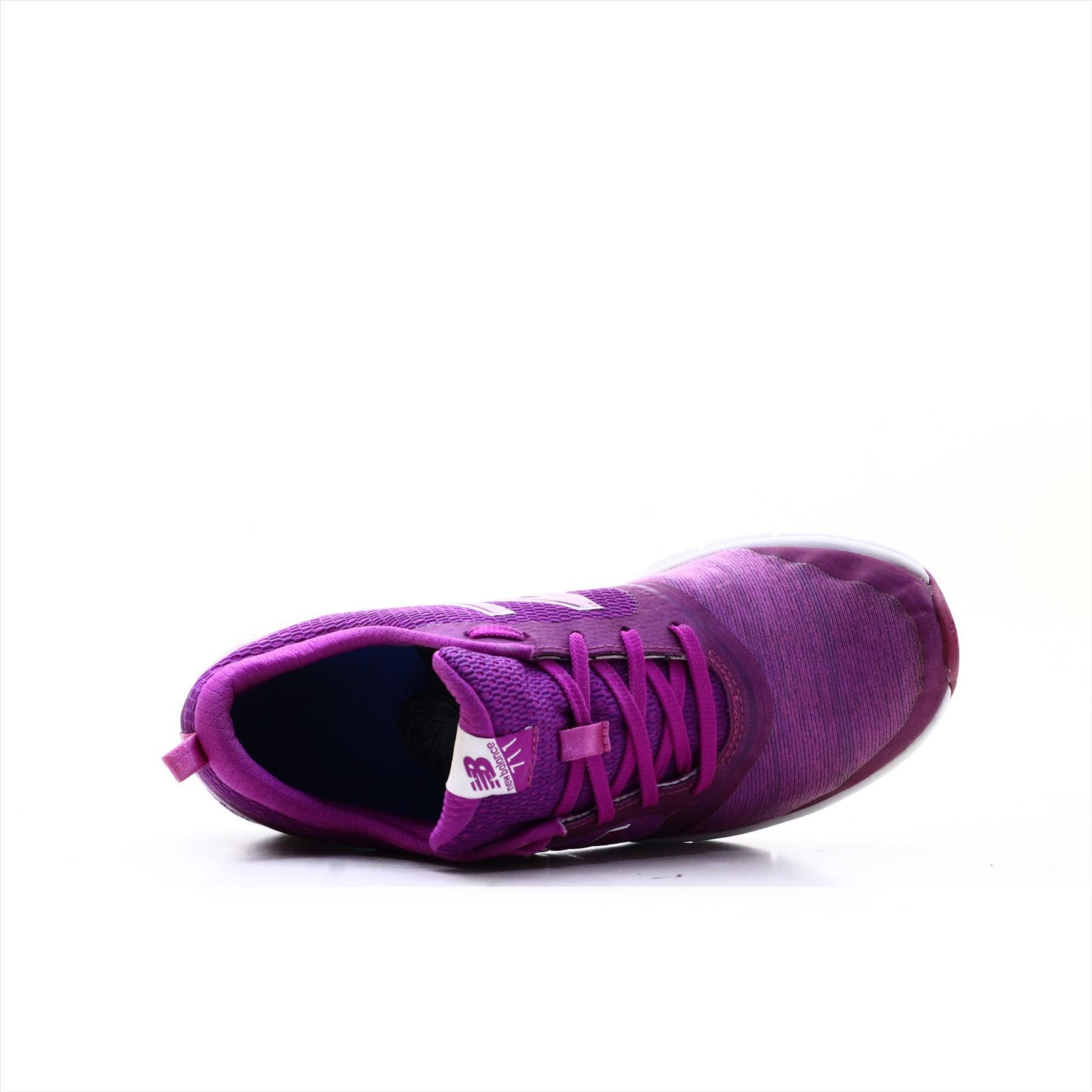 New balance sale 711 cheap