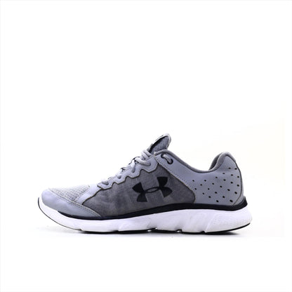 Under Armour Assert 6