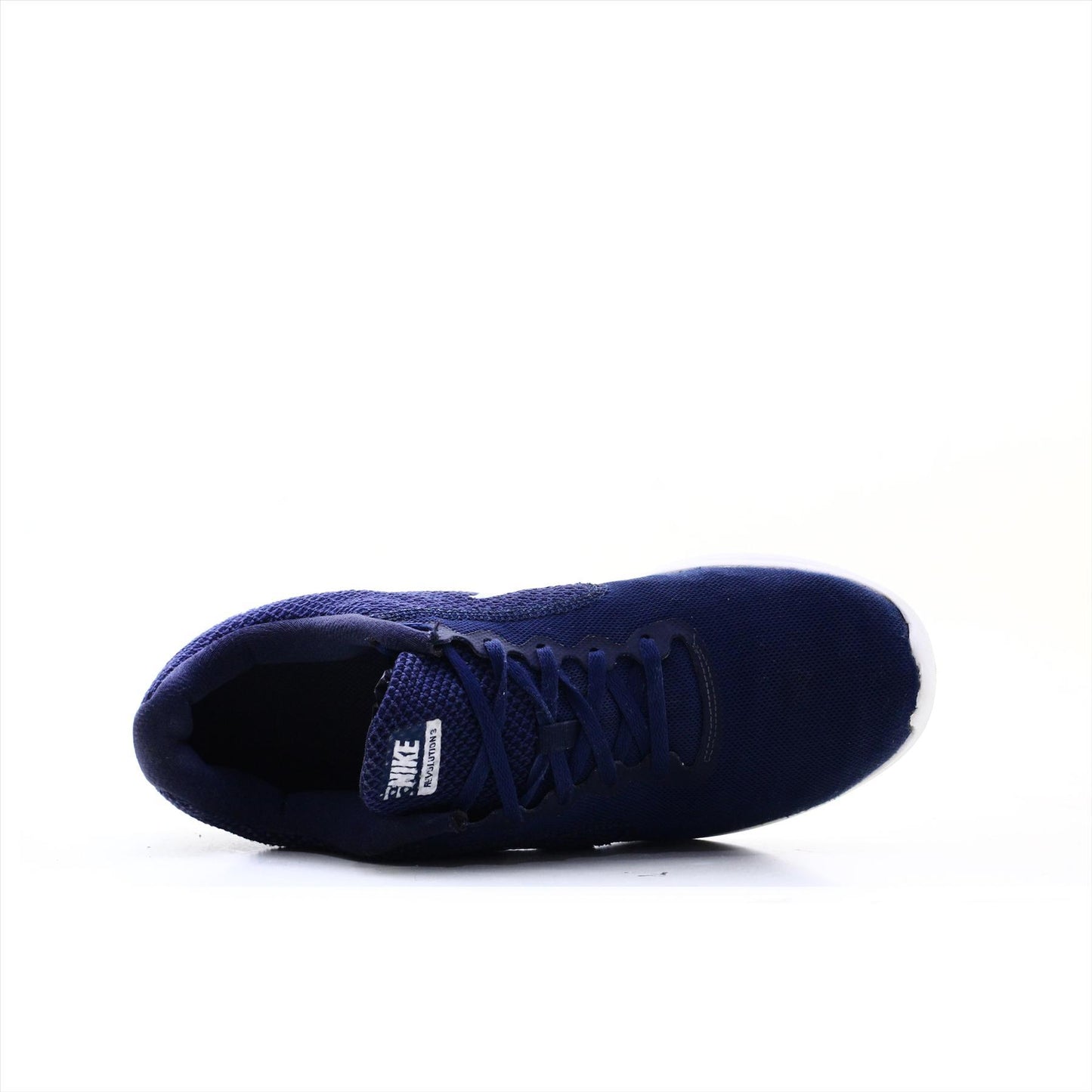 Nike Revolution 3