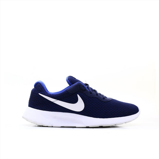Nike Tanjun