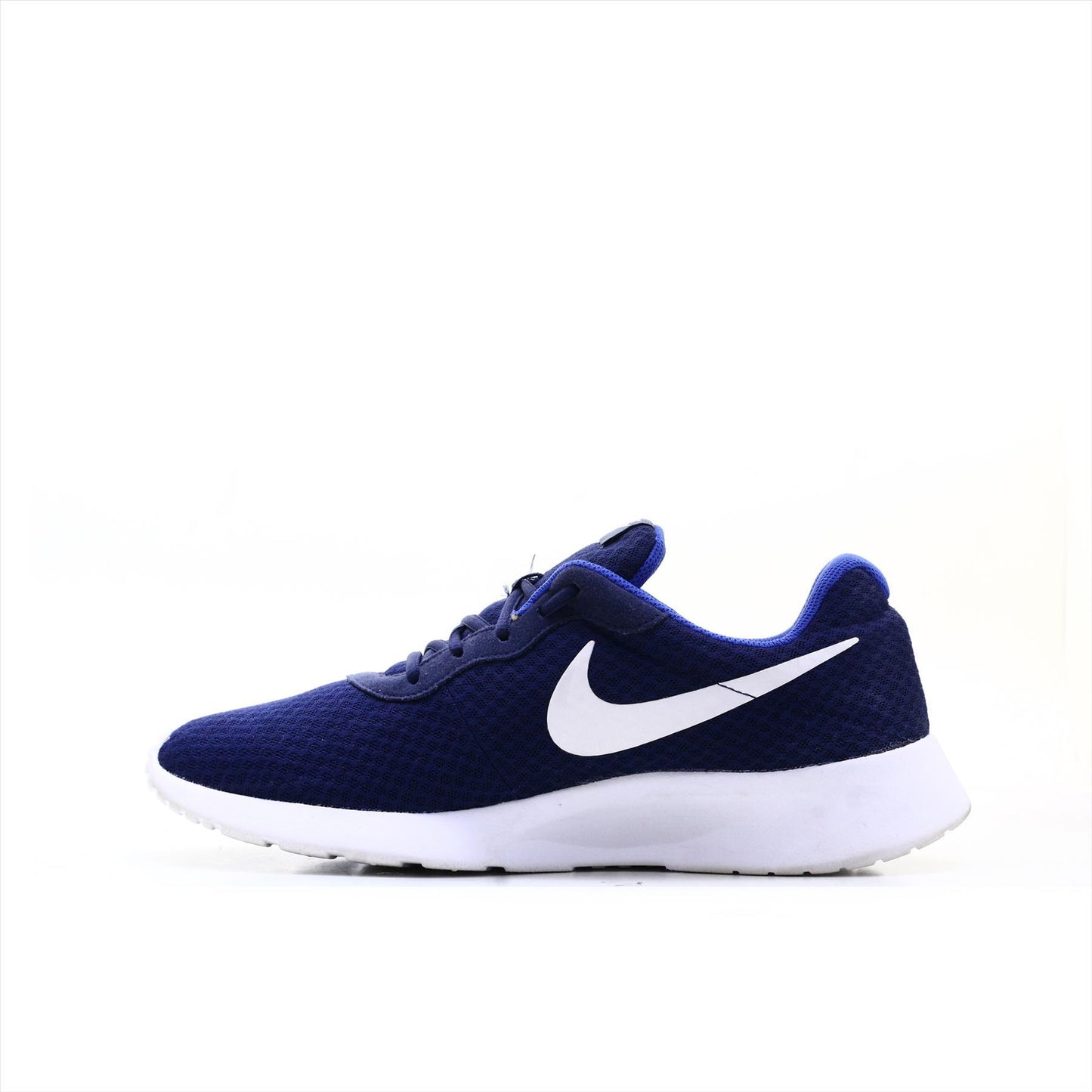 Nike Tanjun