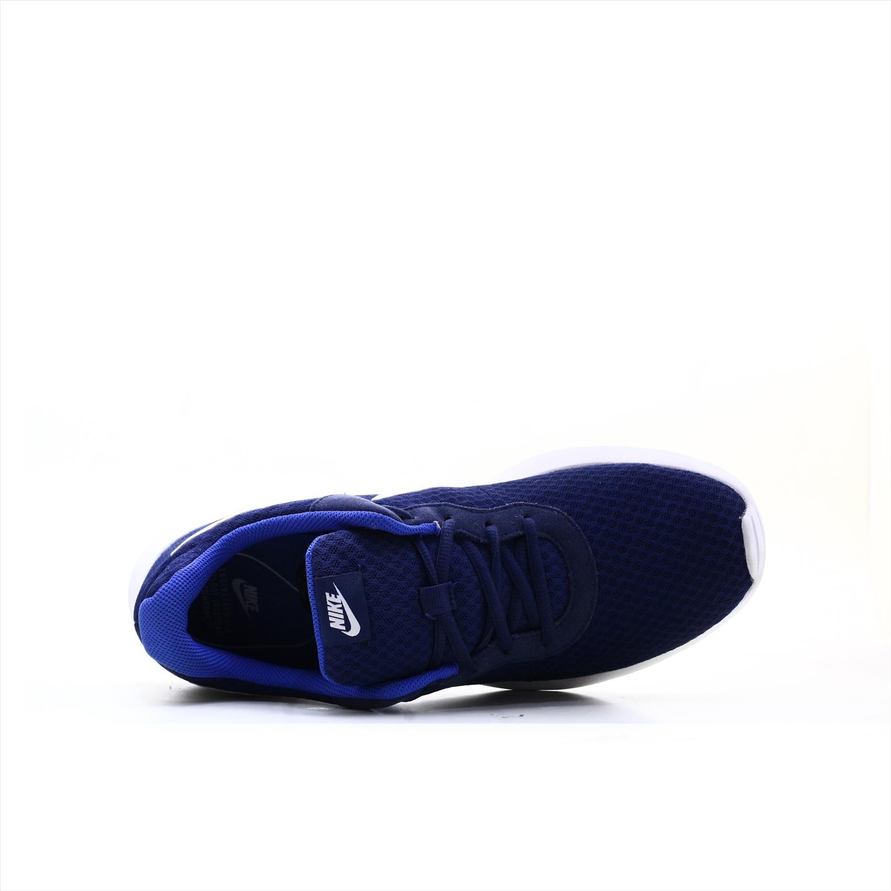 Nike Tanjun