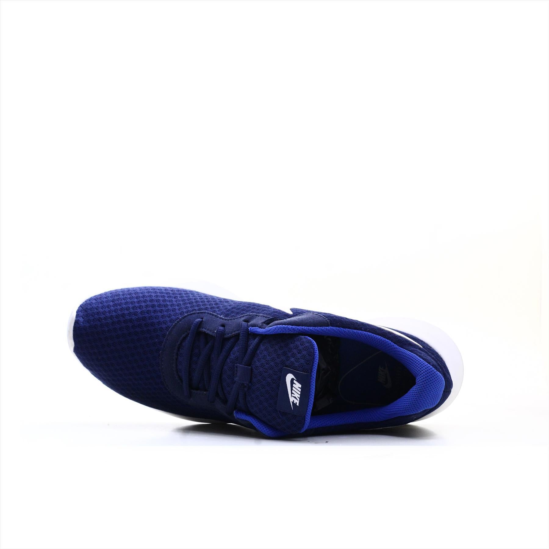 Nike Tanjun