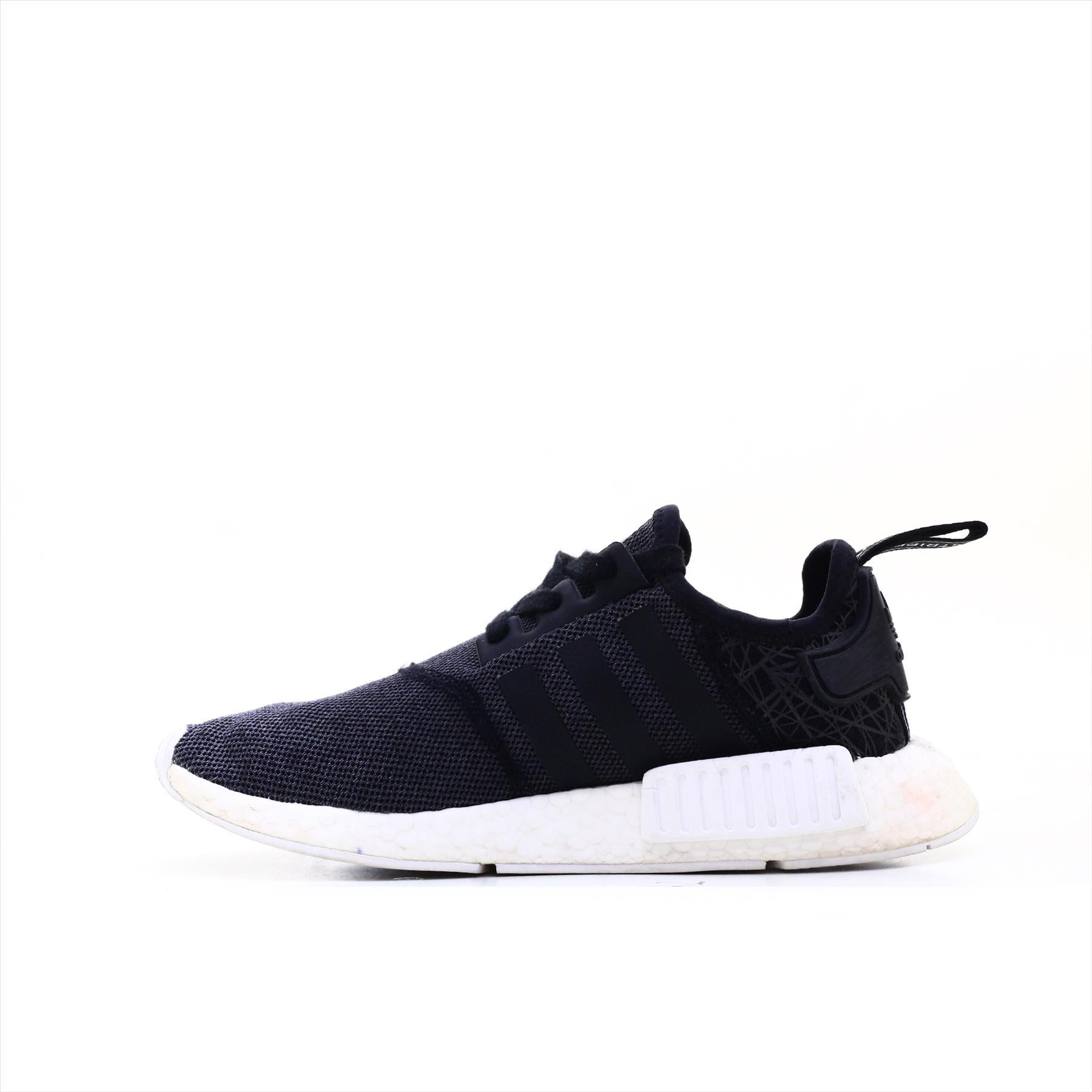 Adidas Boost NMD R1