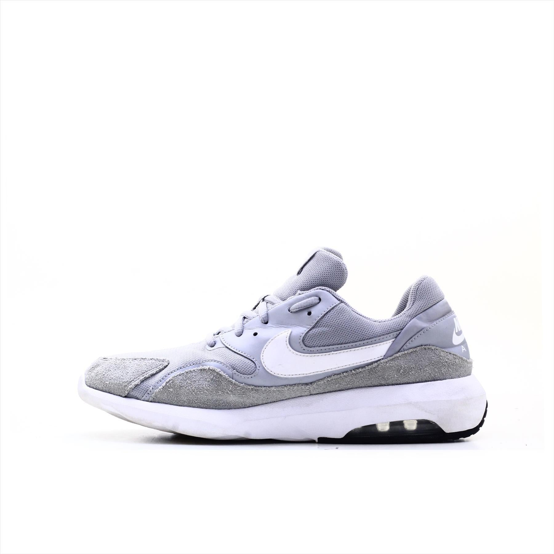 Nike Air Max Nostalgic