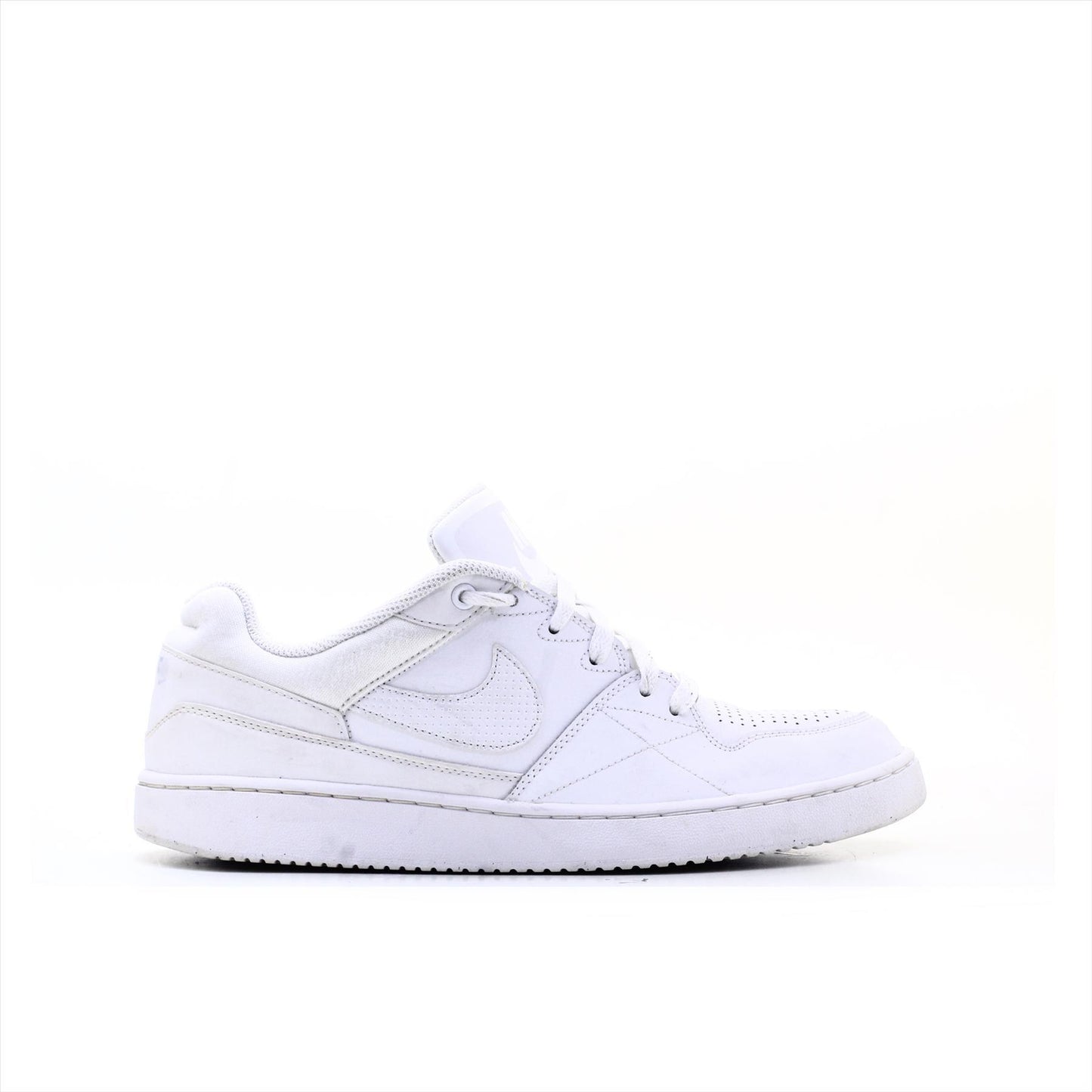 Nike Priority