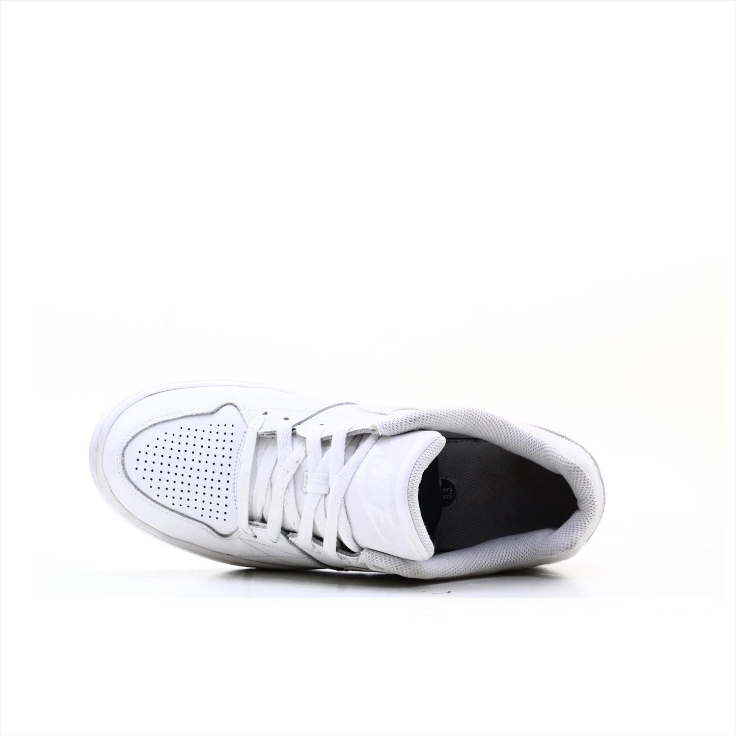 Nike Priority