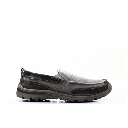Skechers Relaxxed Fit Memory Foam