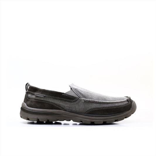 Skechers Relaxxed Fit Memory Foam