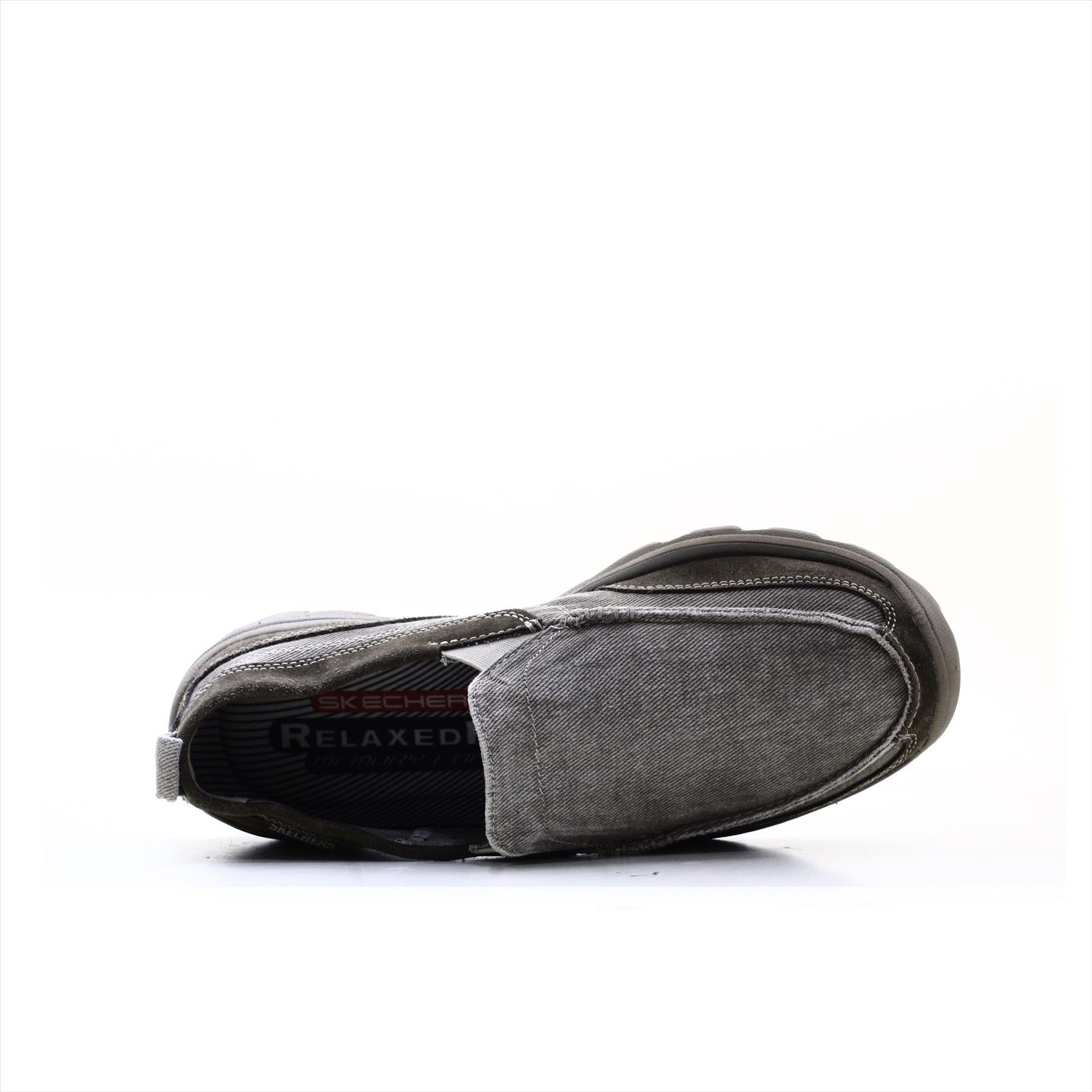 Skechers Relaxxed Fit Memory Foam