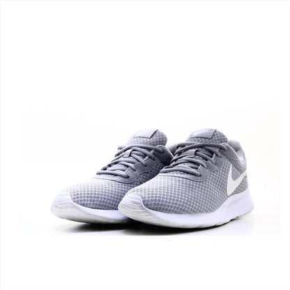 Nike Tanjun