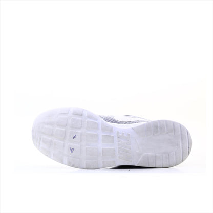 Nike Tanjun