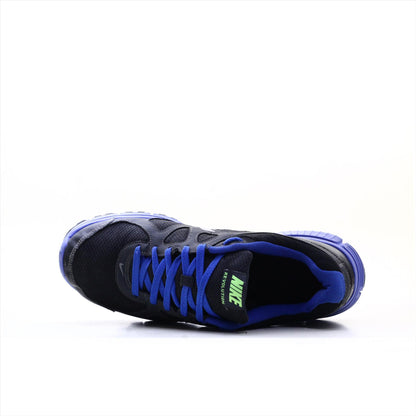 Nike Revolution