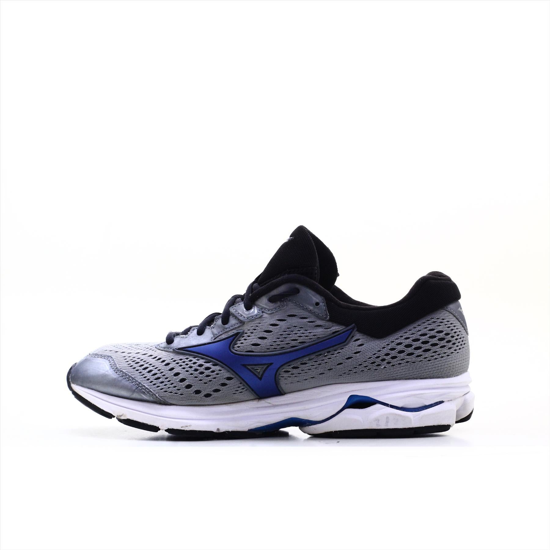 Mizuno Wave Rider 22