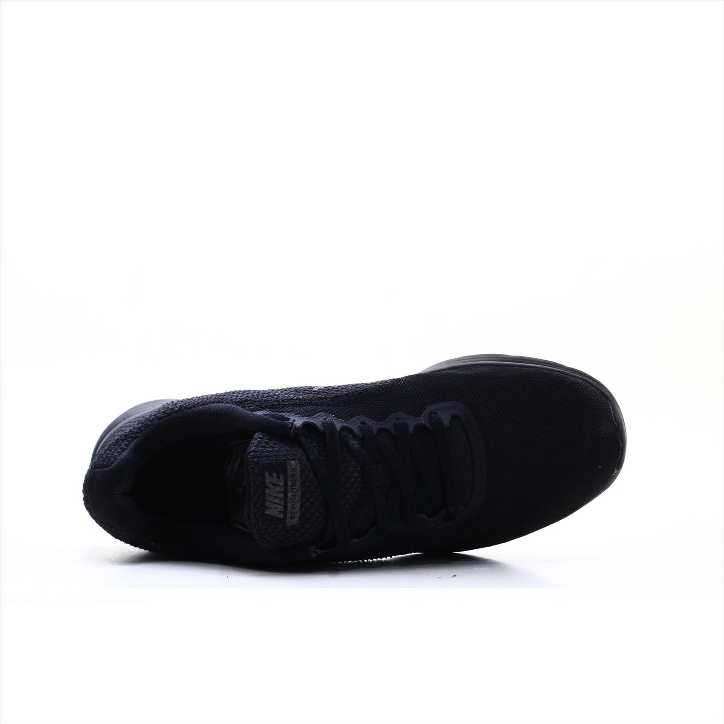 Nike Revolution 3