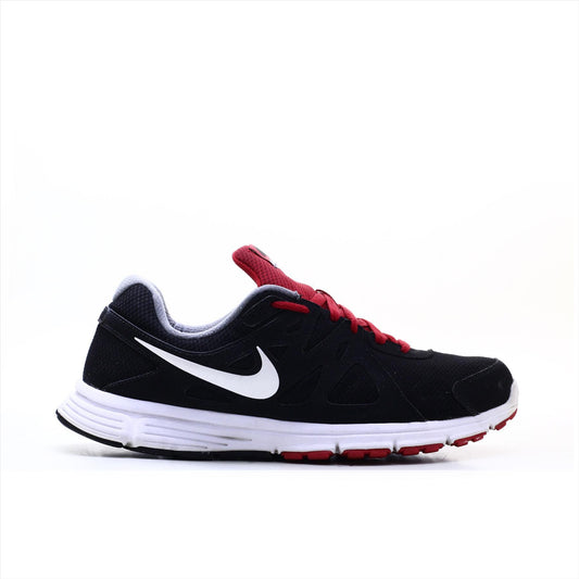 Nike Revolution 2