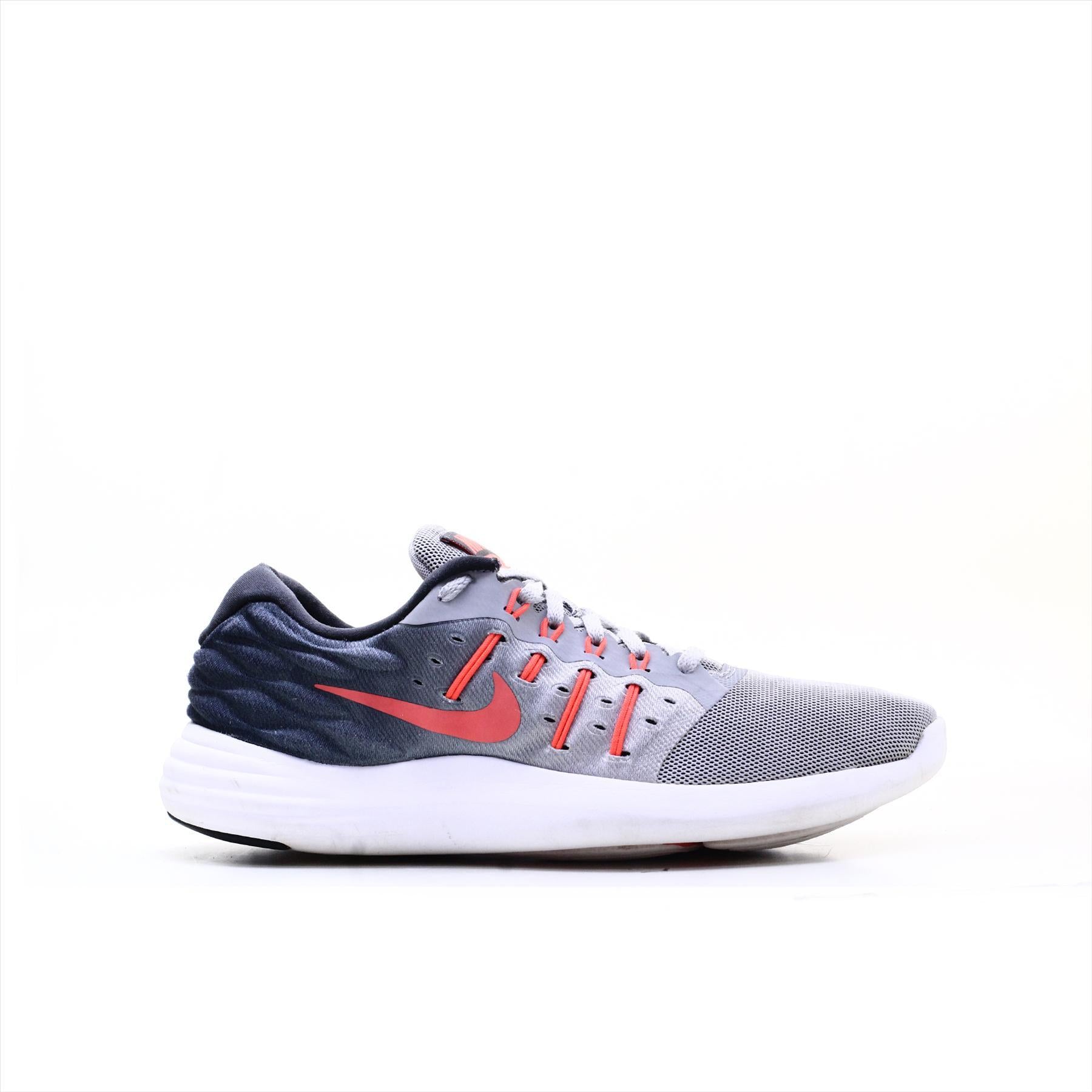 Nike Lunarstelos 