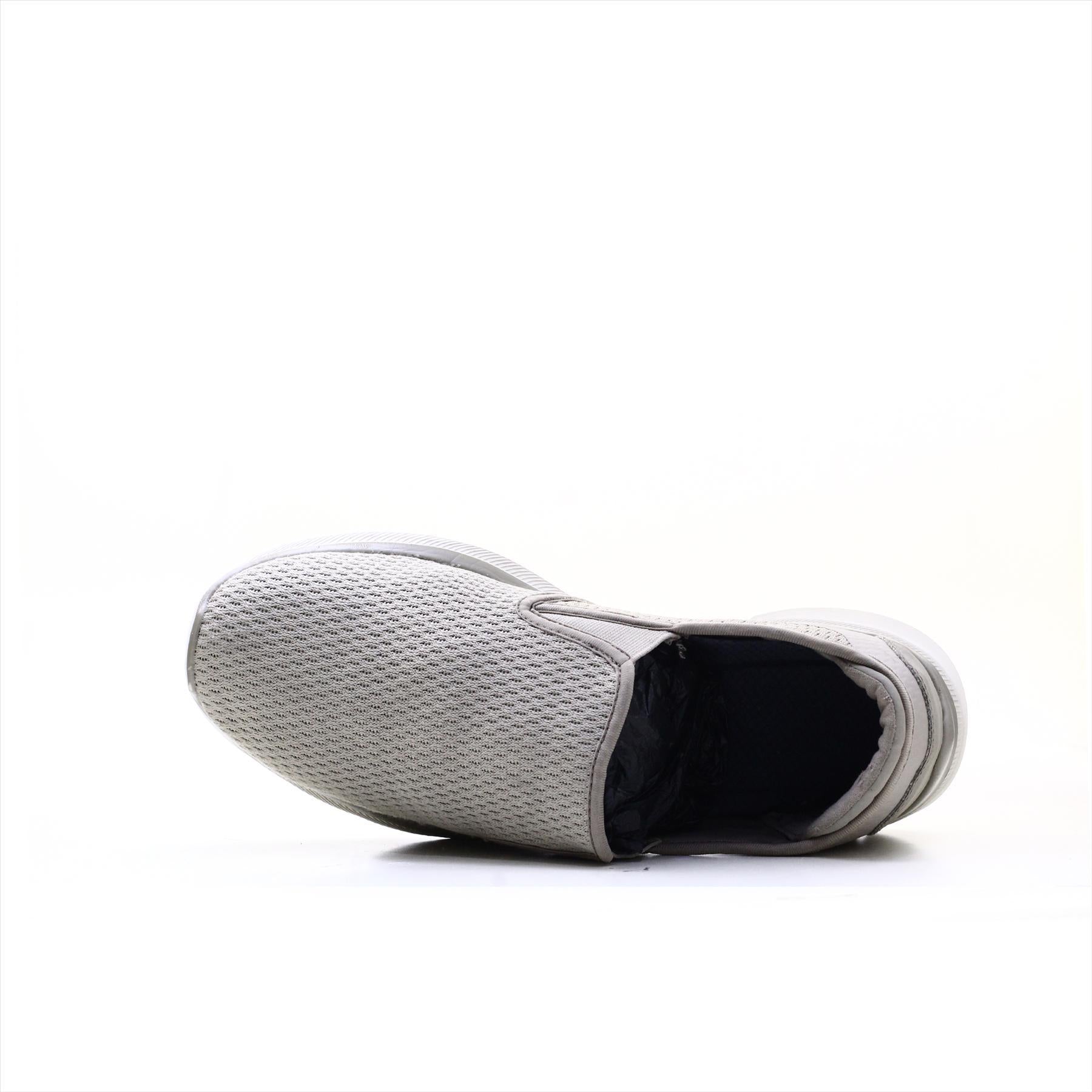 Skechers Relaxed Fit Memory Foam